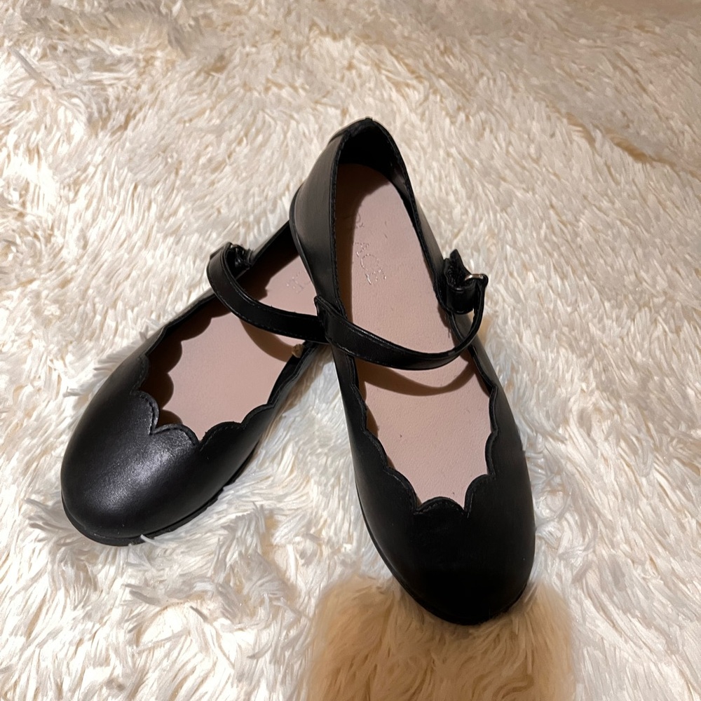 Little girls shoes for dresses,